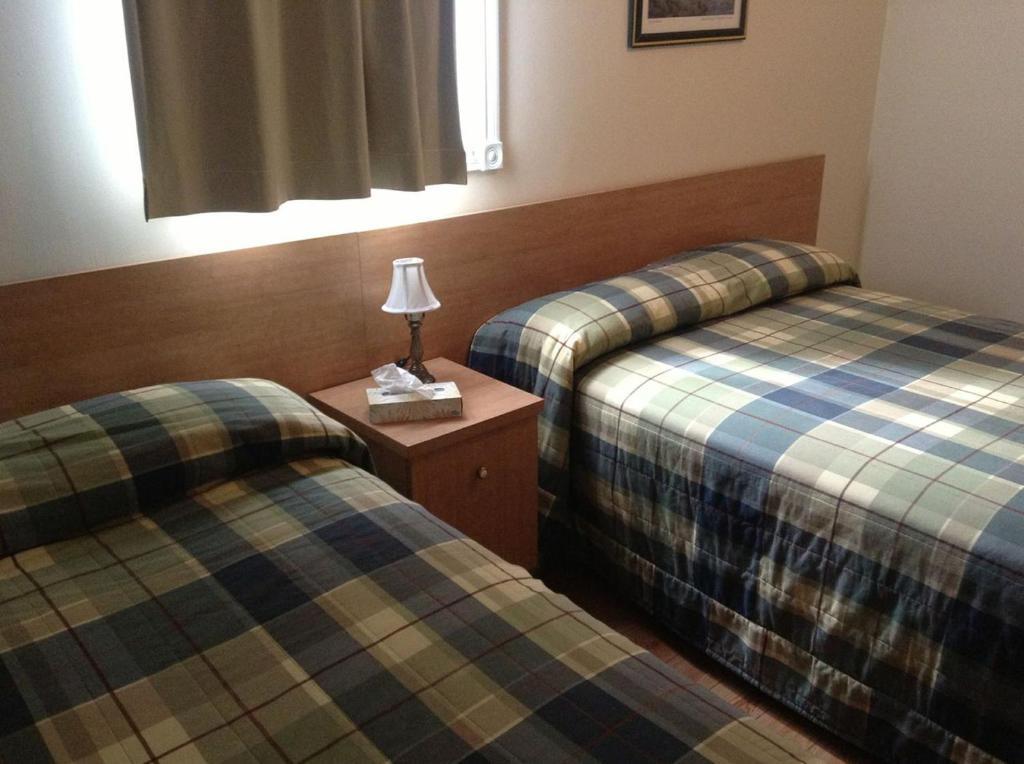 Motel Chevalier Québec Eksteriør billede