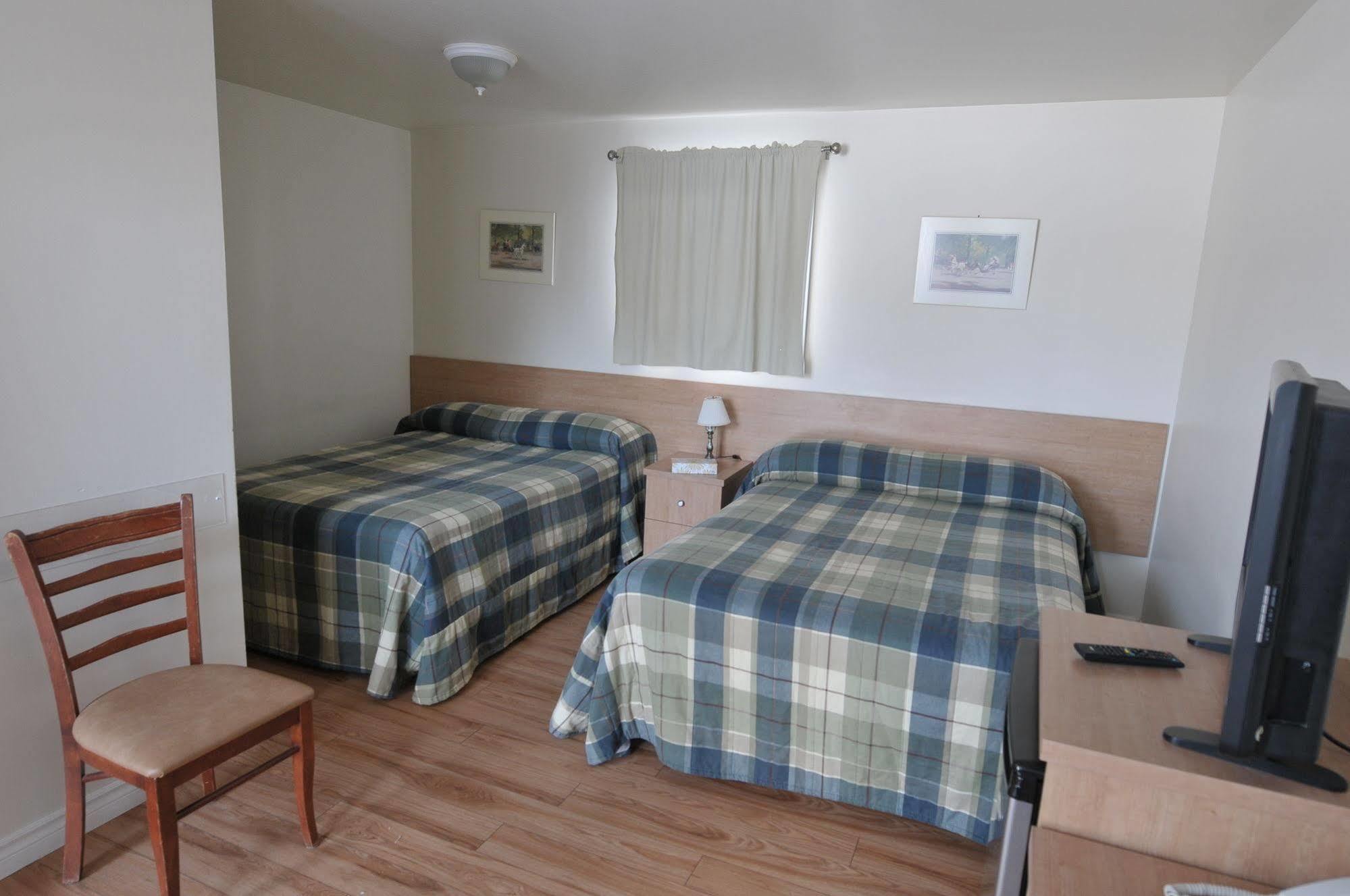 Motel Chevalier Québec Eksteriør billede