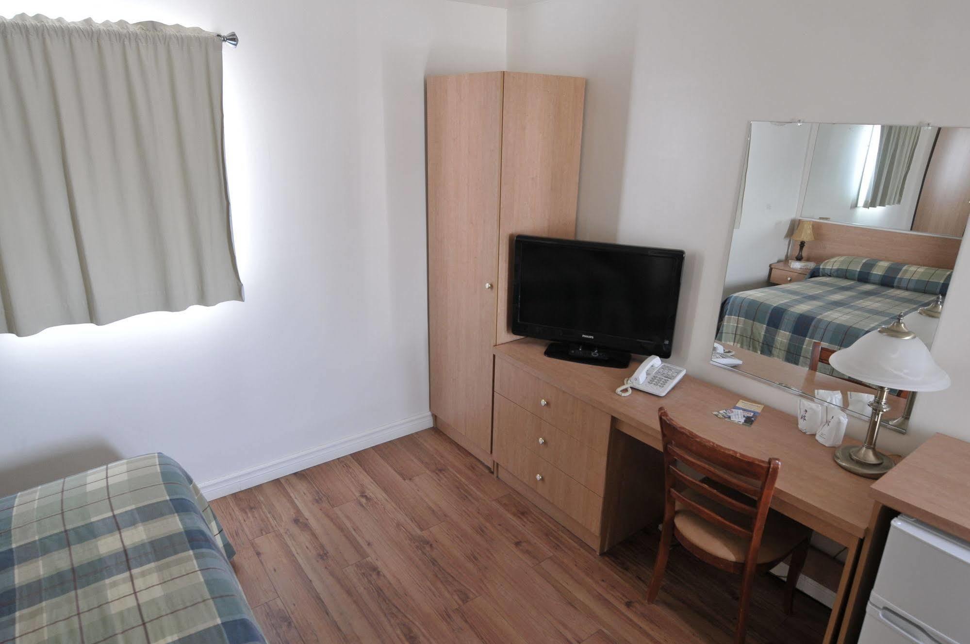 Motel Chevalier Québec Eksteriør billede